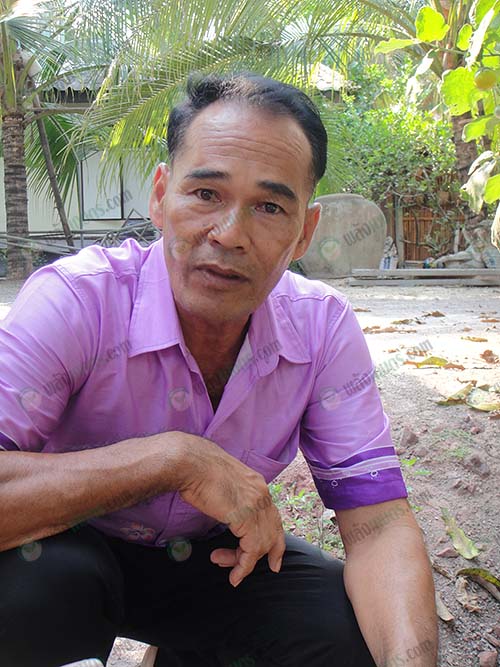 1.คุณสุชล-สุขเกษม-เจ้าของเลี้ยงกุ้งในตะกร้า