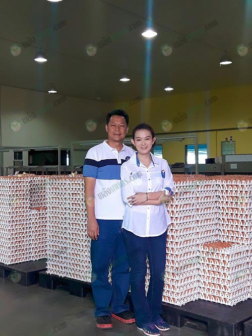 2.คุณชัชวาลย์-โรจนภัทรากุล-และคุณกันย์สินี-วังถนอมศักดิ์-เจ้าของฟาร์มและบริษัทในเครือ
