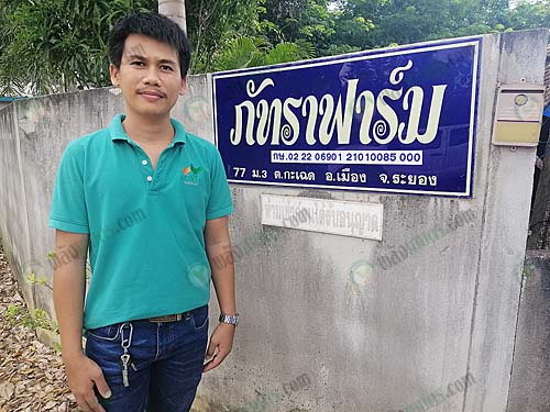 6.คุณอำพล-แสงกุล-ผู้ช่วยผู้จัดการฝ่ายส่งเสริมไก่ประกัน