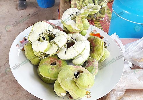 5.ฝักมะขามเทศใหญ่ เนื้อแน่น