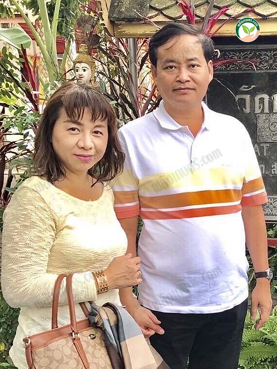 1.คุณอดิเรก และ คุณธนวรรณ วายุโชติ