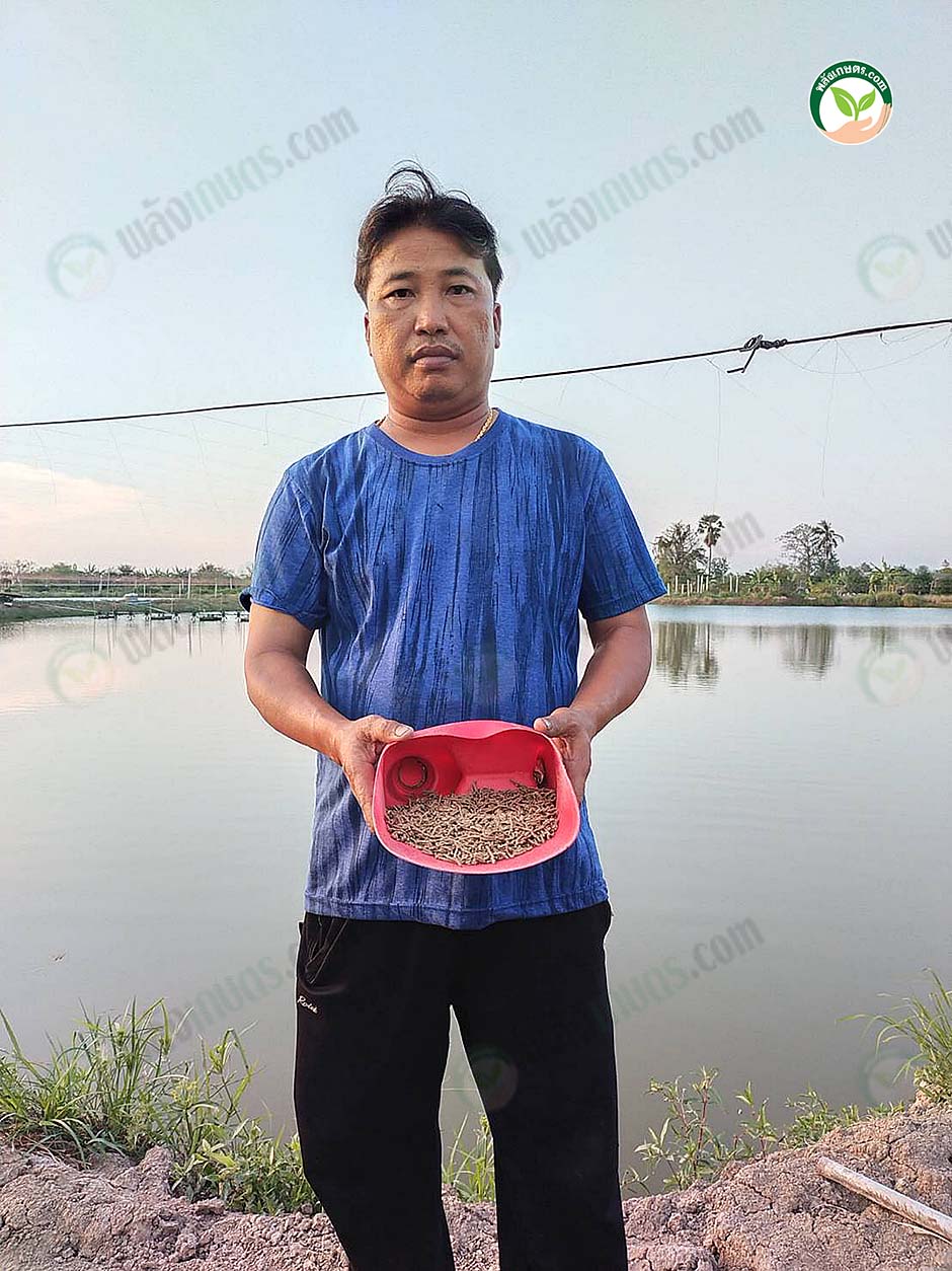 1.ไพฑูรย์ ภู่เจริญ