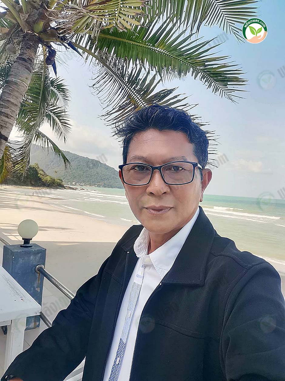 1.อาจารย์มานพ วาสินธุ์