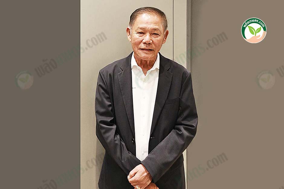 2.นายสุรชัย สุทธิธรรม นายกสมาคมผู้เลี้ยงสุกรแห่งชาติ