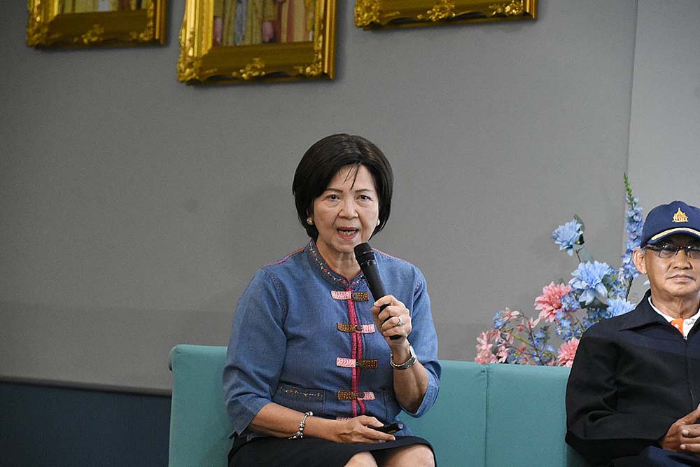 2.ศ.ดร.อุทัยรัตน์ ณ นคร ภาควิชาเพาะเลี้ยงสัตว์น้ำ คณะประมง มหาวิทยาลัยเกษตรศาสตร์